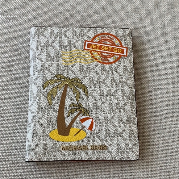 MICHAEL Michael Kors Handbags - NWT Michael Kors passport holder
